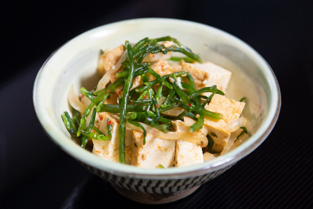 タムラの豆腐とシーアスパラガスのポケ