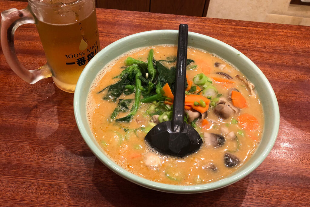 ごま亭のベジタブル坦々麺